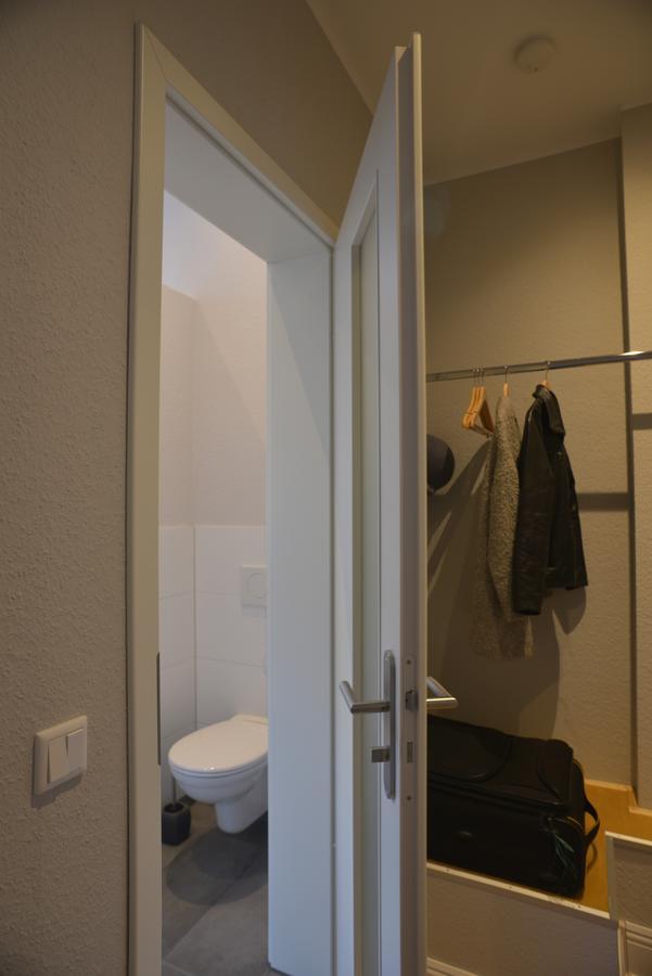 City-apartment Reger Privatparkplatz Крефельд